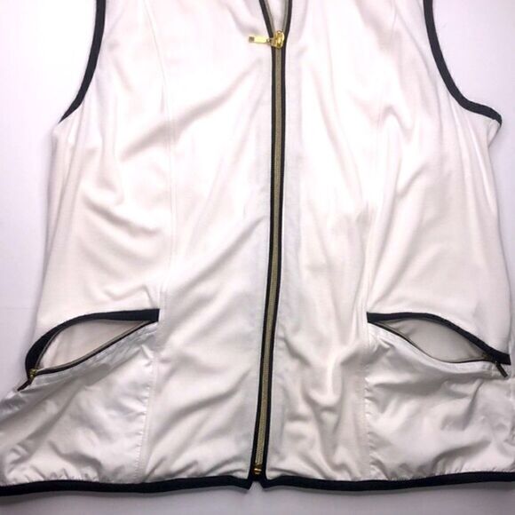 Zenergy Golf by Chico’s White Zip Front Performance Vest Black Trim - Picture 7 of 10